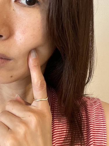 実際に使った後の様子。乾燥肌のため、なかなか継続して感じにくい「しっとり感や潤い」も感じられました